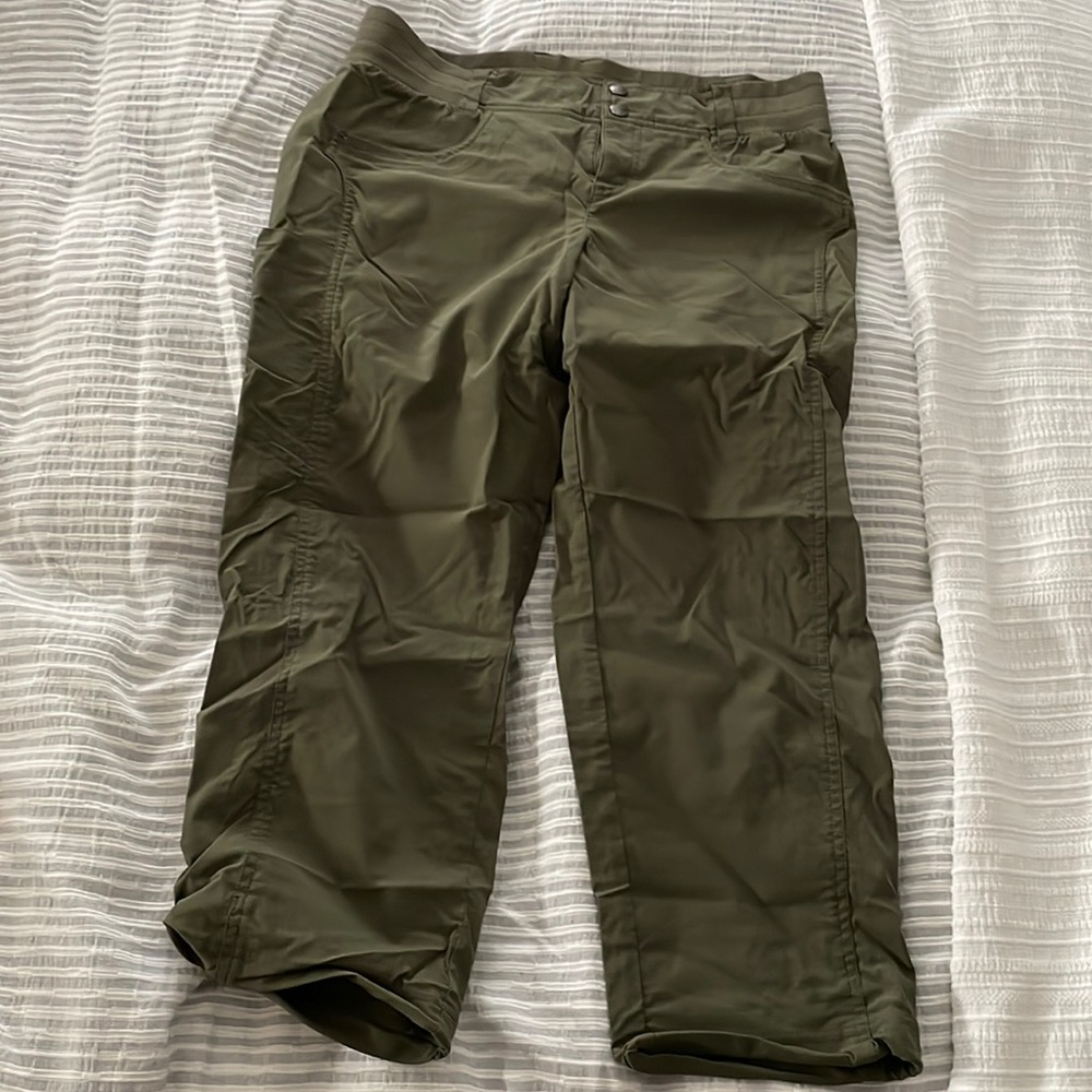 Title nine Clamber Capris 10